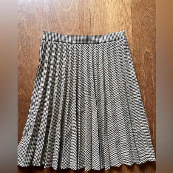 Zara girls 11-12 plaid skirt fits women’s size 2 BNWT - Picture 2 of 6